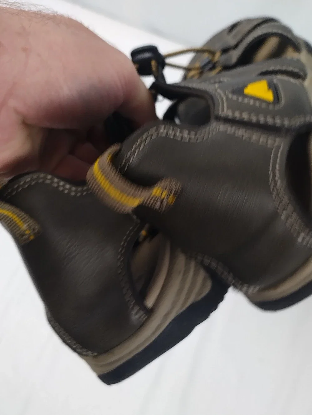 Ozark Trail Fisherman Men's Size 7 Sandal Closed Toe Bungee Lace Leather Outdoor